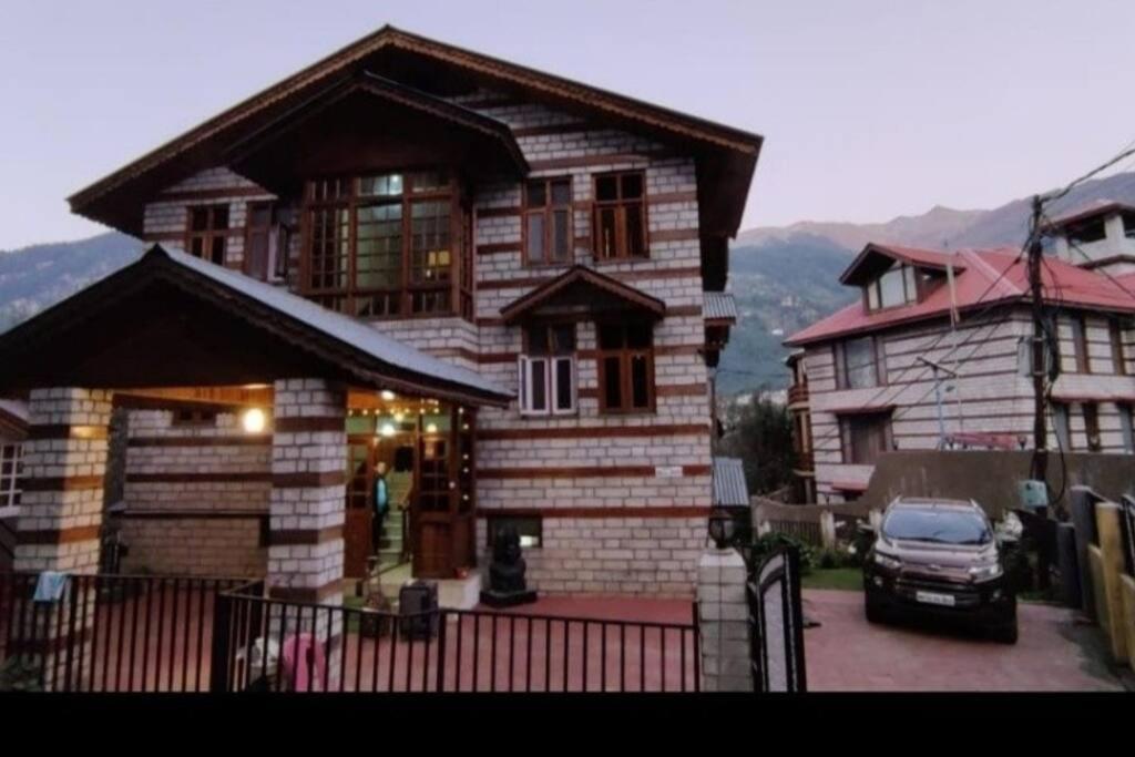 Aroma Taru Villa / Cottage ,Manali エクステリア 写真