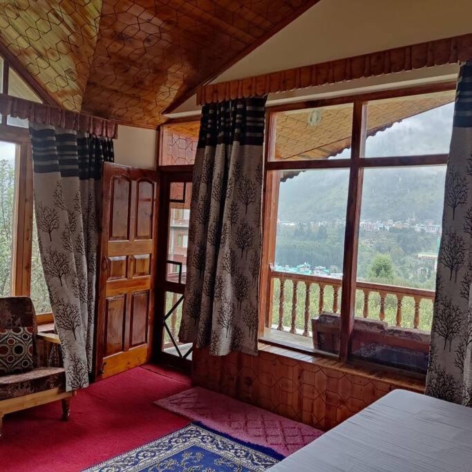 Aroma Taru Villa / Cottage ,Manali エクステリア 写真