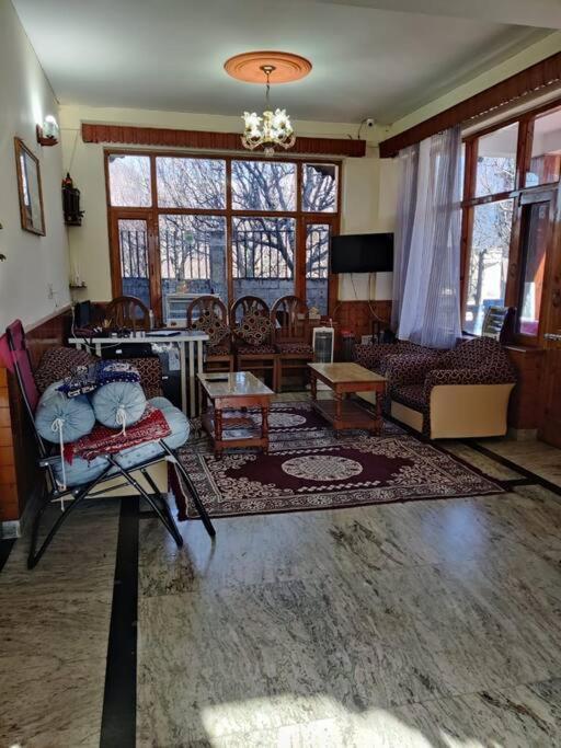 Aroma Taru Villa / Cottage ,Manali エクステリア 写真
