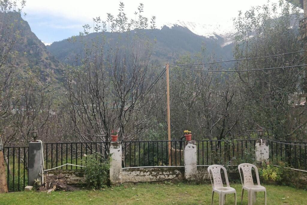 Aroma Taru Villa / Cottage ,Manali エクステリア 写真