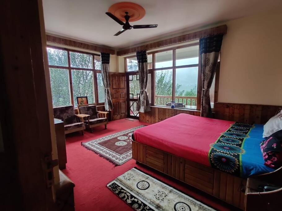 Aroma Taru Villa / Cottage ,Manali エクステリア 写真
