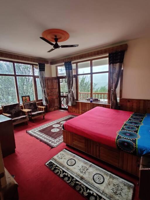 Aroma Taru Villa / Cottage ,Manali エクステリア 写真